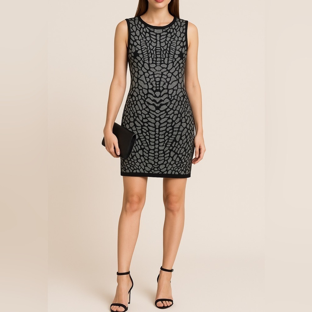 CARMEN Marc Valvo Valentine Black & Gray Knit Dress with Cap sleeves Size Small - Picture 11 of 11